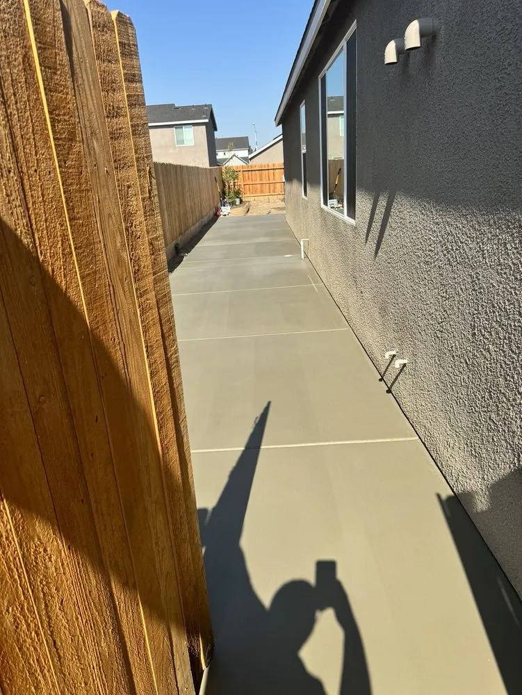 Expert landscape design with custom design in Woodlake, CA by Gogreen Landscaping