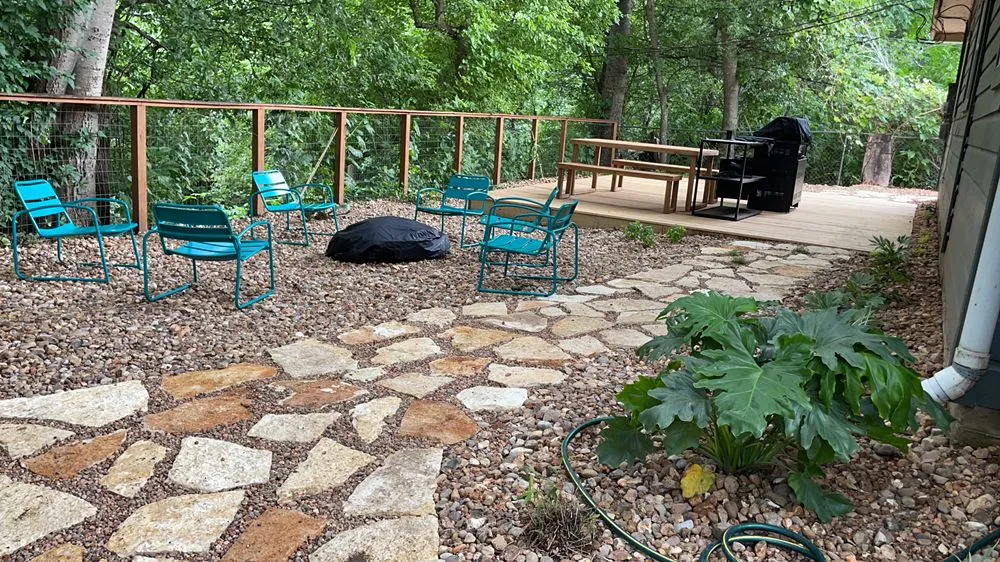 Top-rated lawn care service experts serving Del Valle, TX - Going Green Landscaping Co.