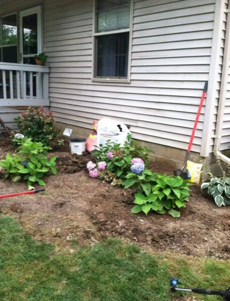 Custom residential landscaping in Woodstock, OH by Goings Landscaping & Lawn Care Service