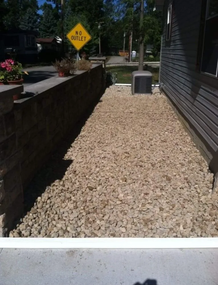 Reliable yard cleanup service with custom design across Woodstock, OH - Goings Landscaping & Lawn Care Service