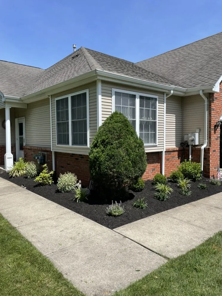 Trusted lawn mowing service in Trenton, NJ - Gola’s Landscapes