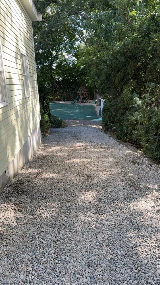 Top-rated lawn mowing service in Mansfield, MA - Gold Clover Landscaping