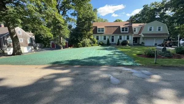 Gold Clover Landscaping