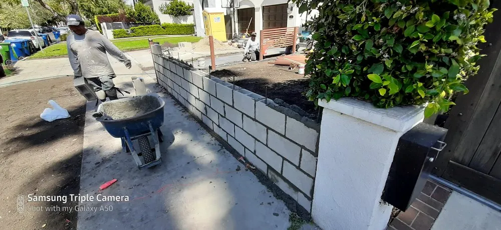 Custom lawn care service experts serving San Fernando Valley, CA - Gold Coast Home Renovations & Repair