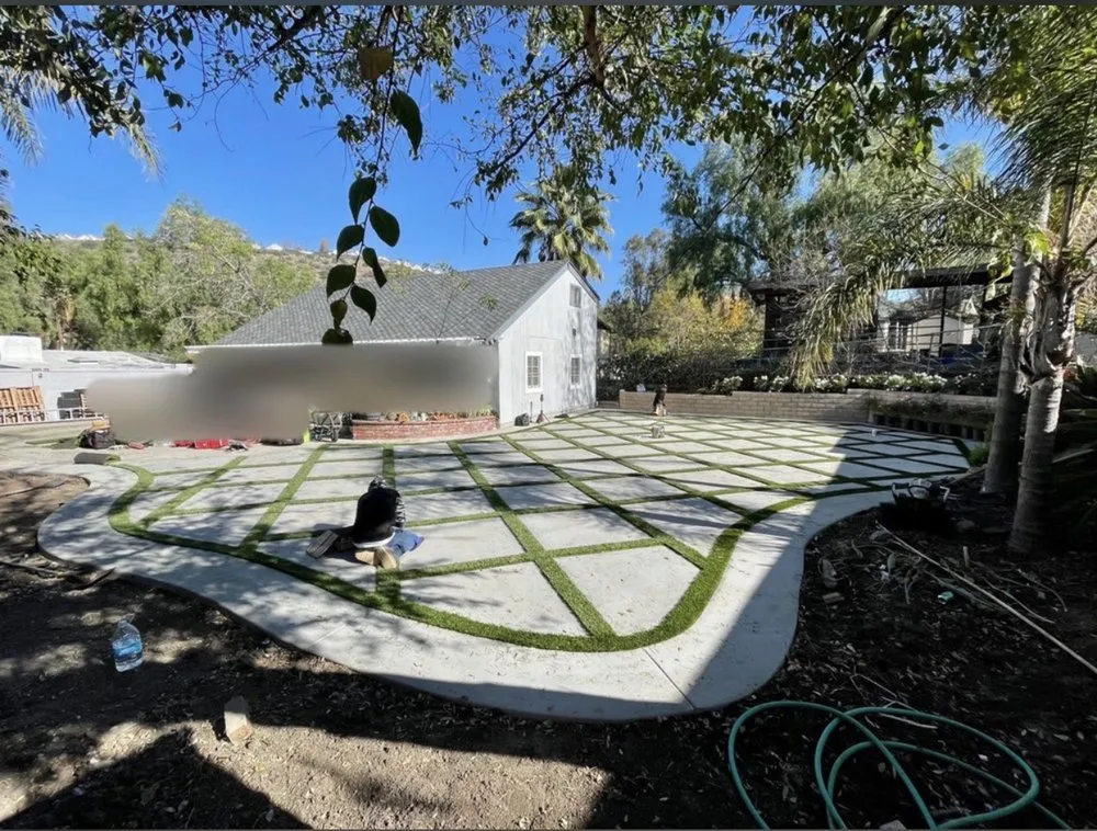 Professional garden landscaping experts serving Orange, CA - Gold Coast Landscaping