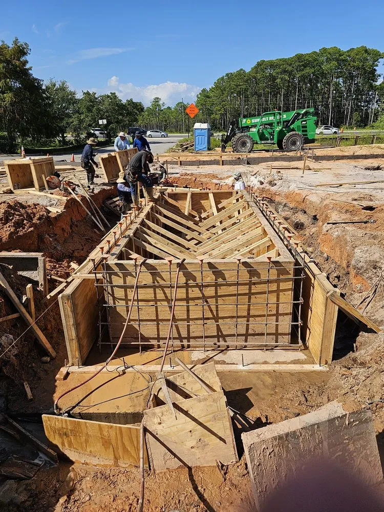 Custom yard cleanup service in Niceville, FL - Gold Coast