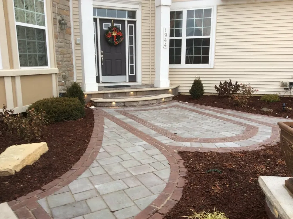 Top-rated landscape design in Aurora, IL - Gold Leaf Landscape