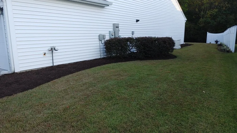 Top-rated lawn mowing service for outdoor upgrades across Bluffton, SC - Gold Leaf Landscape