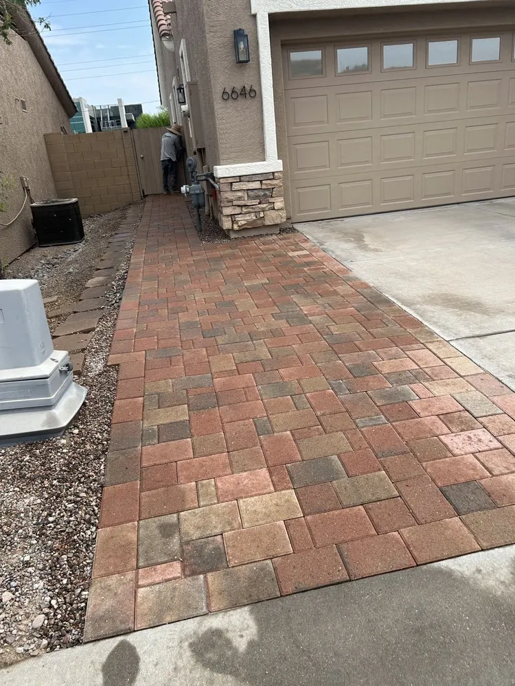 Top-rated yard cleanup service in Chandler, AZ - Gold Leaf Landscaping