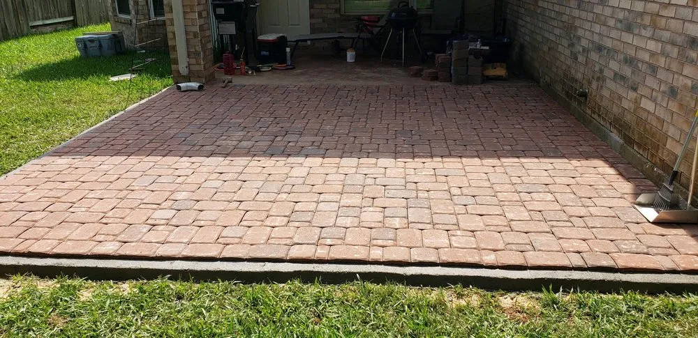 Local lawn mowing service in Arcadia, TX - Gold Standard Construction