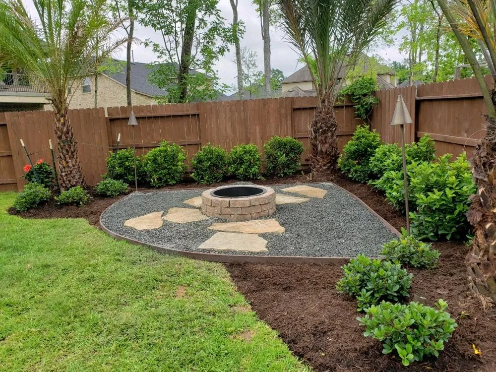 Custom lawn mowing service experts serving Arcadia, TX - Gold Standard Construction