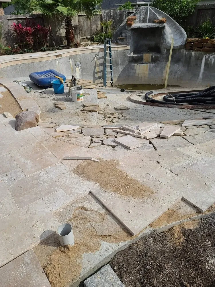 Reliable landscape installation experts serving Bacliff, TX - Gold Standard Construction