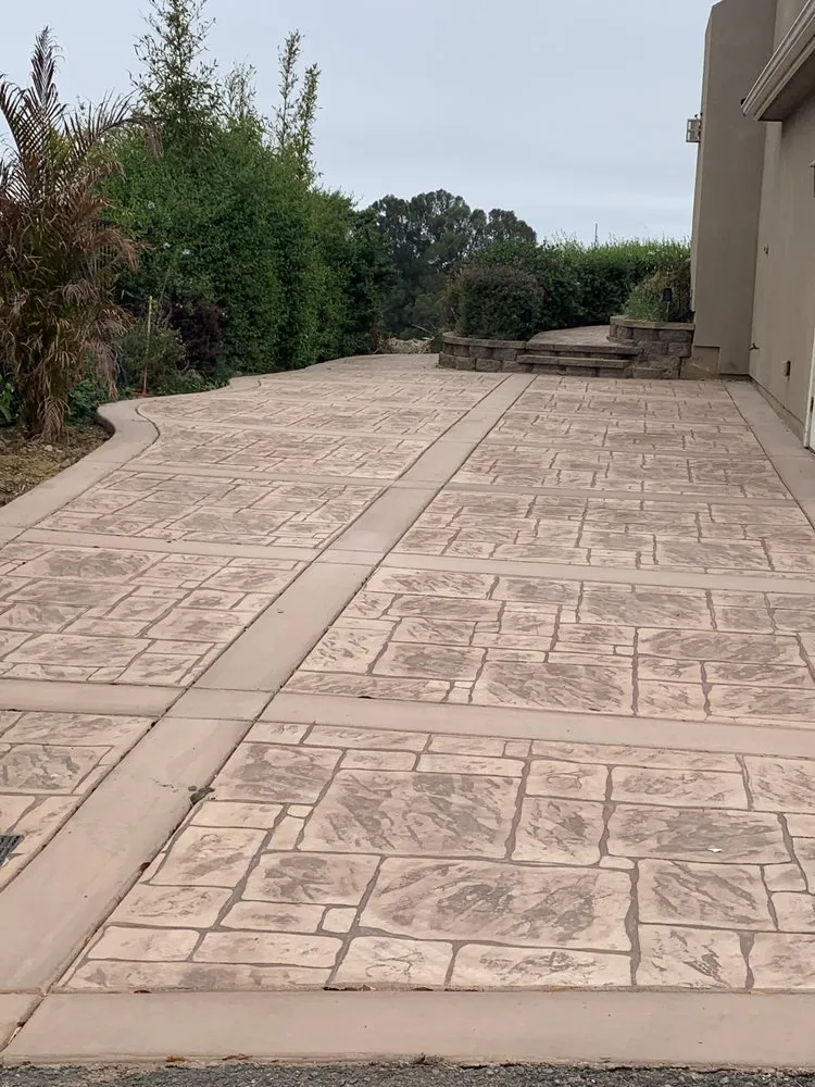 Local yard maintenance experts serving Hayward, CA - Gold Star Landscaping