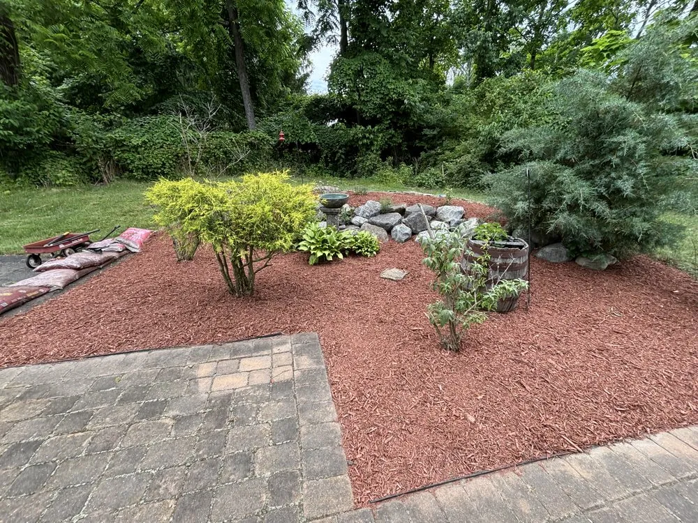 Trusted garden landscaping in Newportville, PA - Golden Cut Landscaping