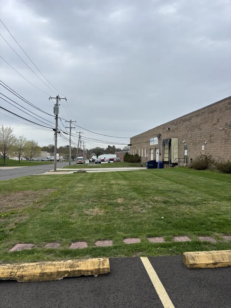 Expert landscape design experts serving Newportville, PA - Golden Cut Landscaping