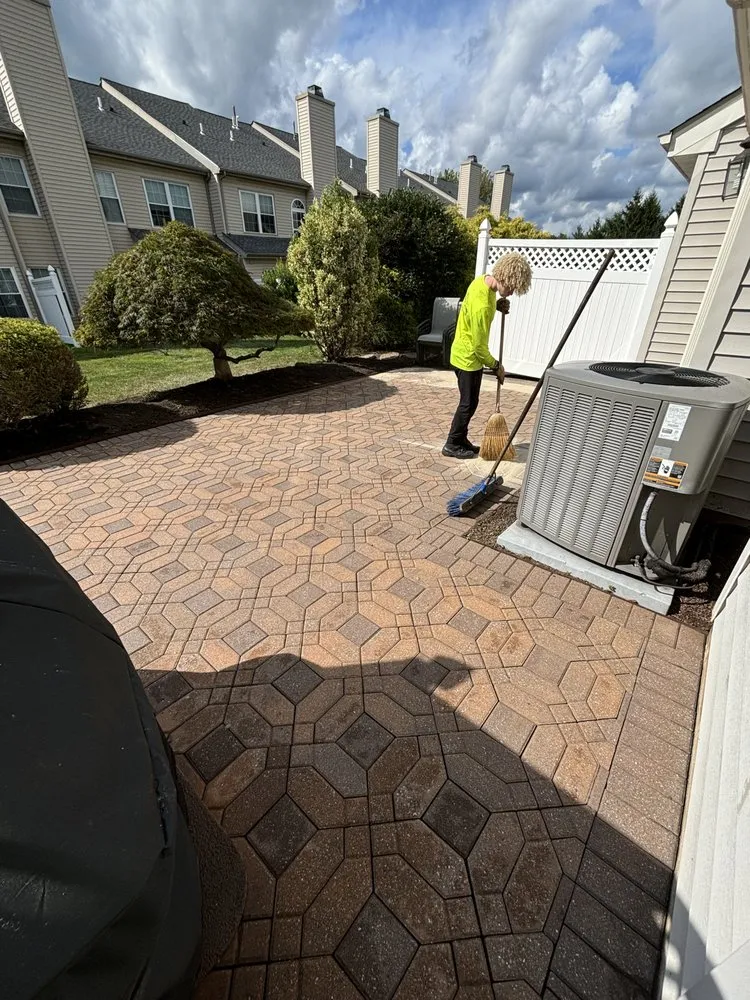Affordable outdoor landscaping for residential properties across Newportville, PA - Golden Cut Landscaping