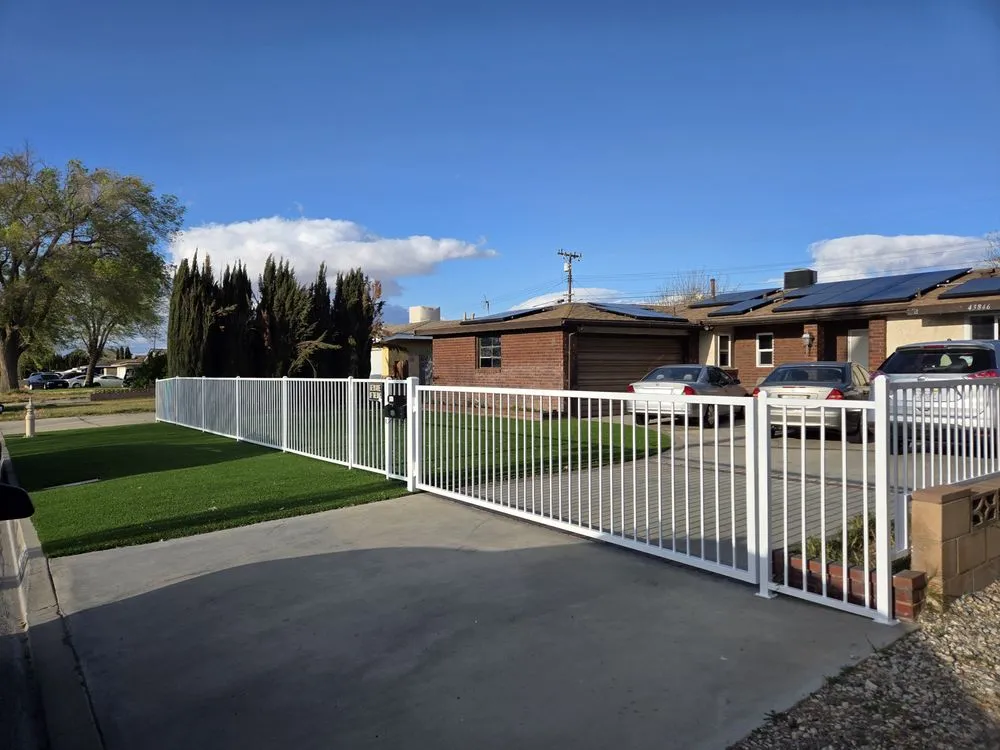 Trusted yard cleanup service in Los Angeles, CA - Golden Empire