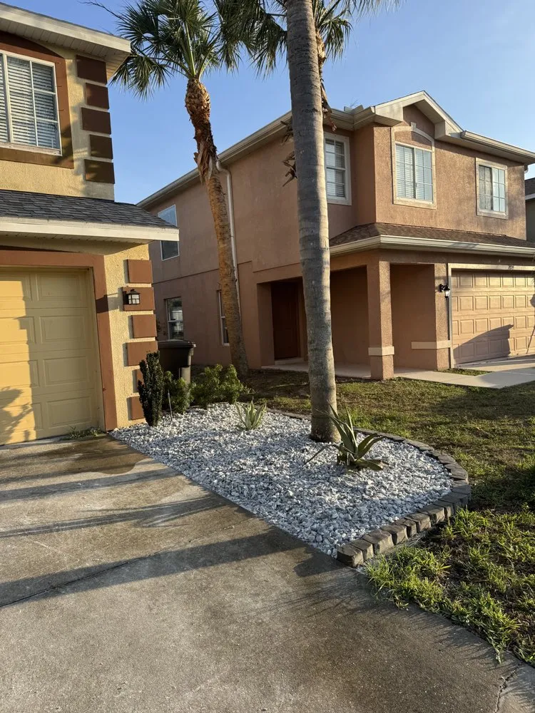 Trusted yard maintenance experts serving Palmetto, FL - Golden Escapes