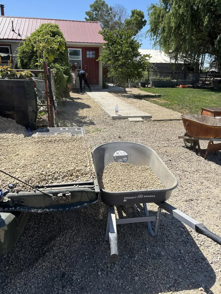 Local yard cleanup service for year-round maintenance in Caldwell, ID by Golden Gate landscape and lawn