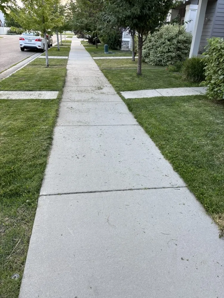 Professional landscape installation experts serving Caldwell, ID - Golden Gate landscape and lawn