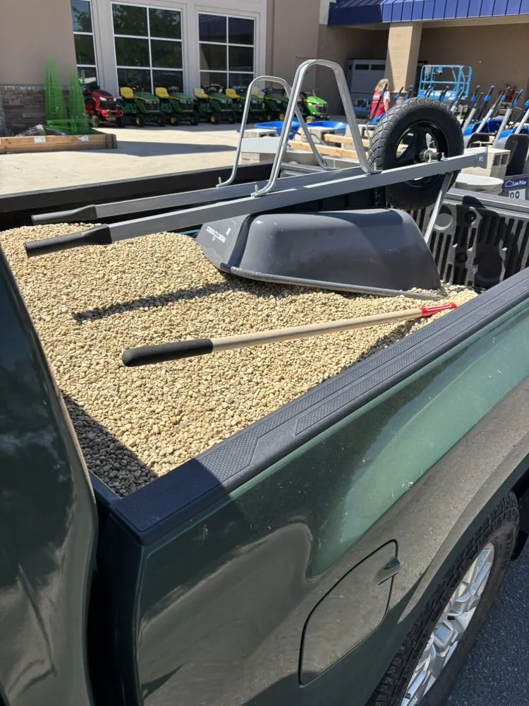 Affordable landscape design with custom design across Caldwell, ID - Golden Gate landscape and lawn