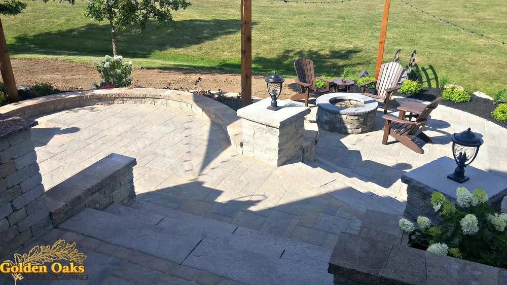 Local yard cleanup service for residential properties in Mohnton, PA by Golden Oaks Landscaping