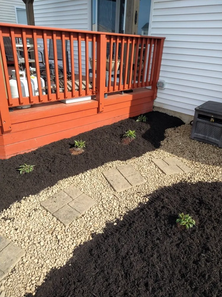 Trusted yard cleanup service experts serving Elyria, OH - Golden Pro Landscaping