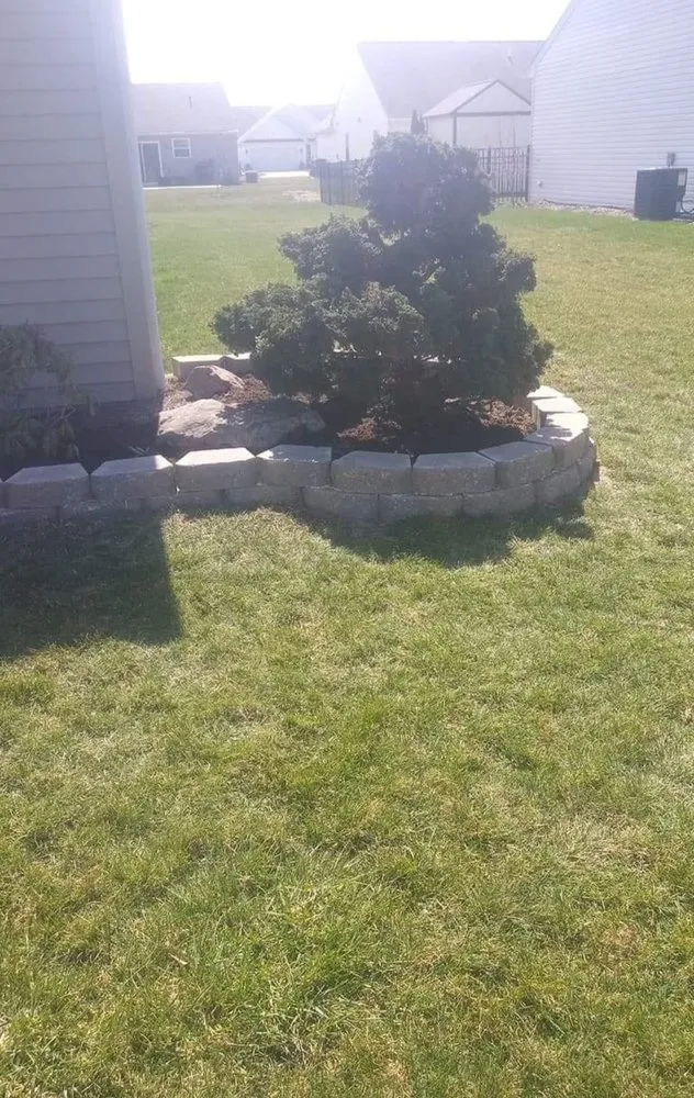 Top-rated landscape design for beautiful yards across Elyria, OH - Golden Pro Landscaping