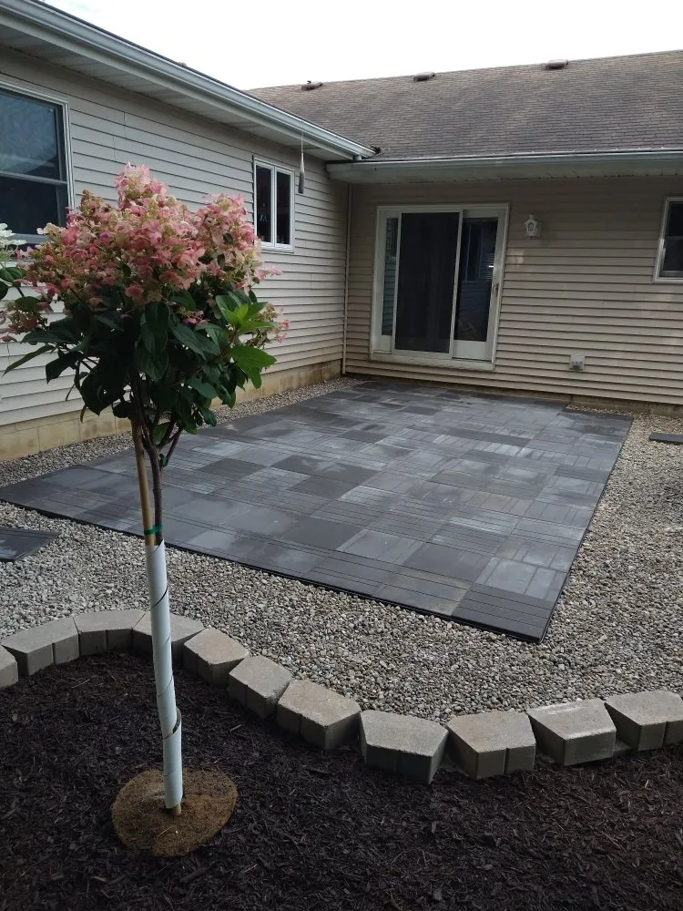 Custom landscape installation in Elyria, OH - Golden Pro Landscaping