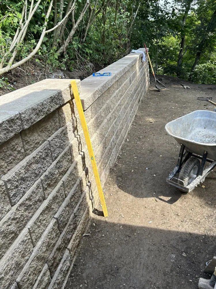 Trusted garden landscaping experts serving Pittsburgh, PA - Golden Standard