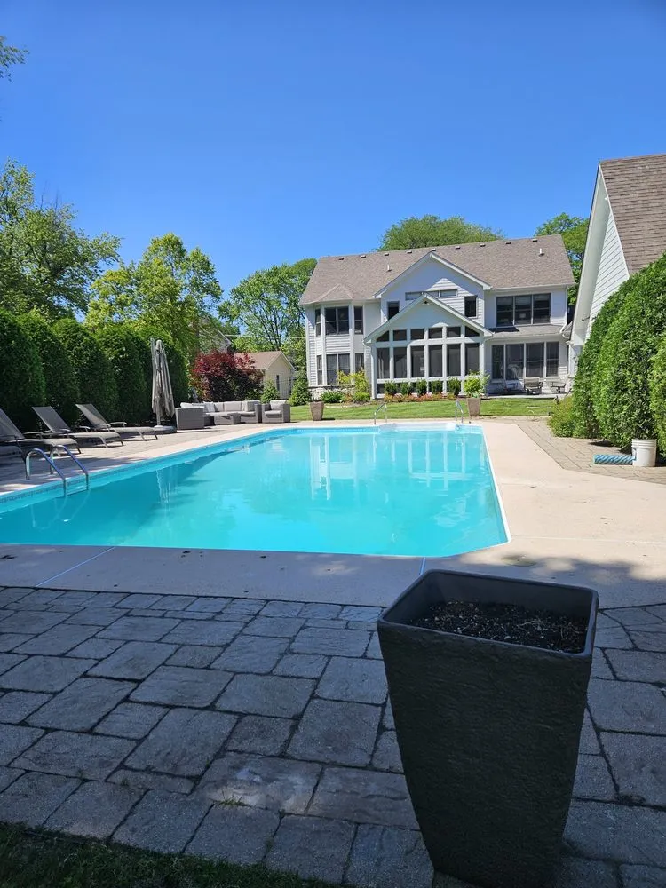 Local yard maintenance in Winfield, IL - Golden Sun Landscaping