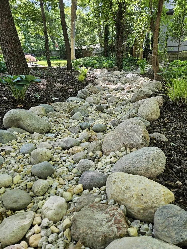 Local outdoor landscaping in Winfield, IL - Golden Sun Landscaping