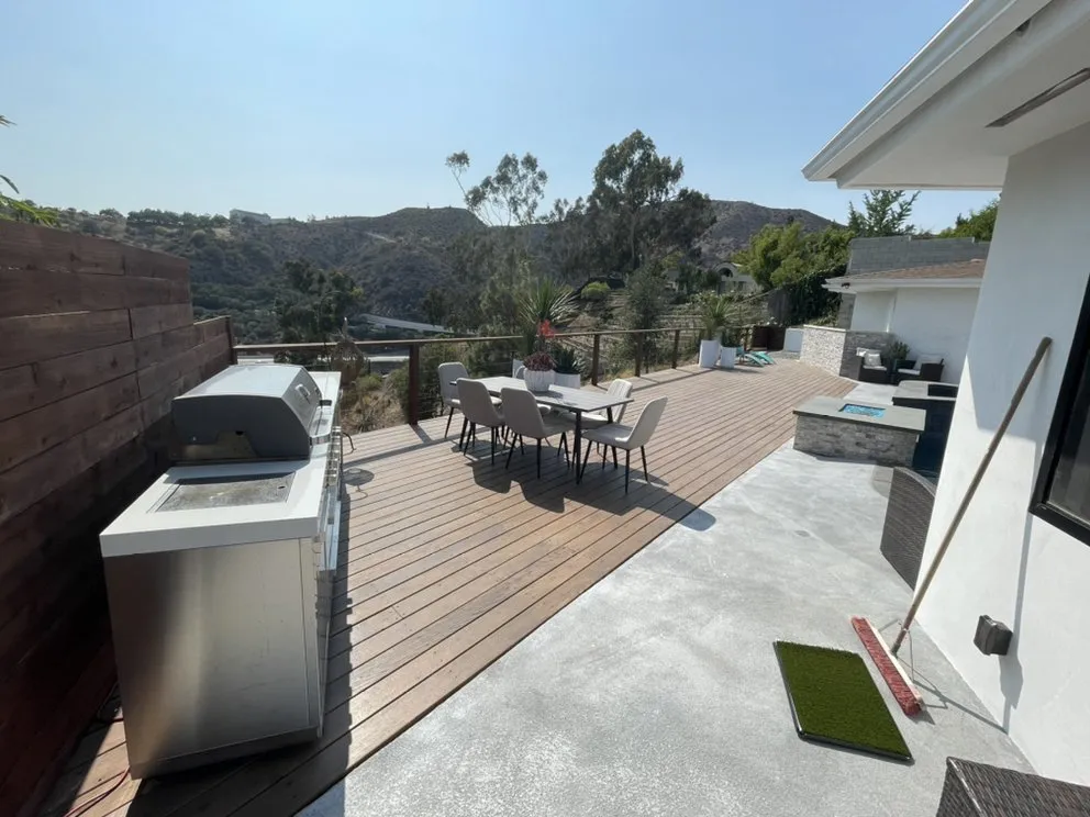 Affordable landscape design for year-round maintenance in Slymar, CA by Golden View Landscape & Hardscape