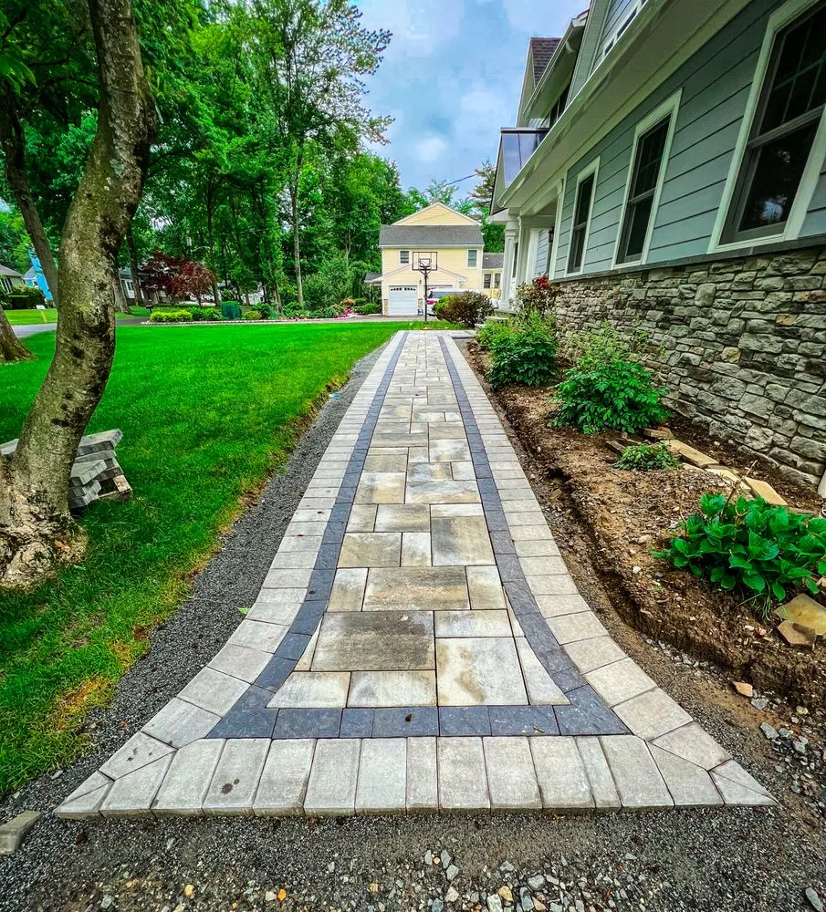 Custom yard cleanup service in Wyckoff, NJ - Goldendew Landscapes