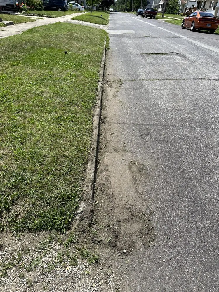 Reliable residential landscaping for residential properties in Peoria, IL by Goldenmind Empire