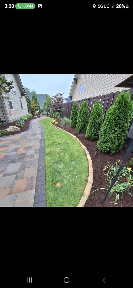 Custom yard cleanup service in Fayetteville, GA - Goldenscapes