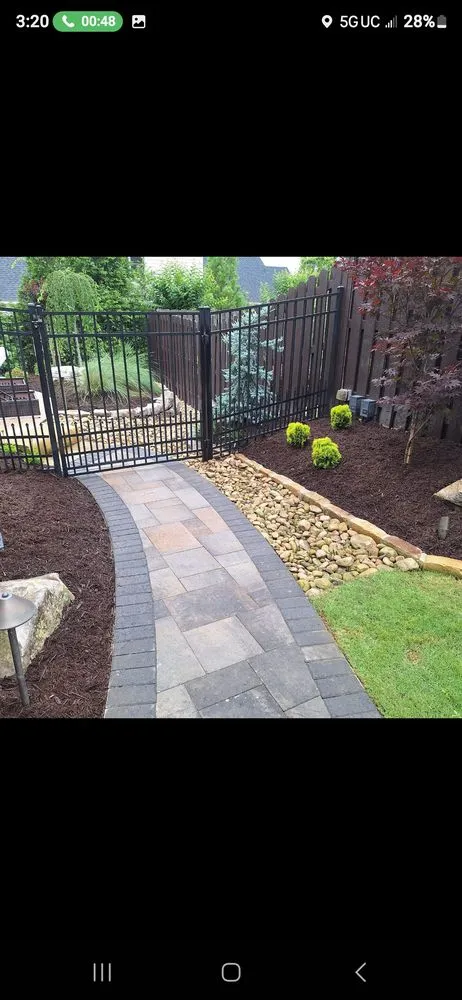 Top-rated yard cleanup service for year-round maintenance across Fayetteville, GA - Goldenscapes