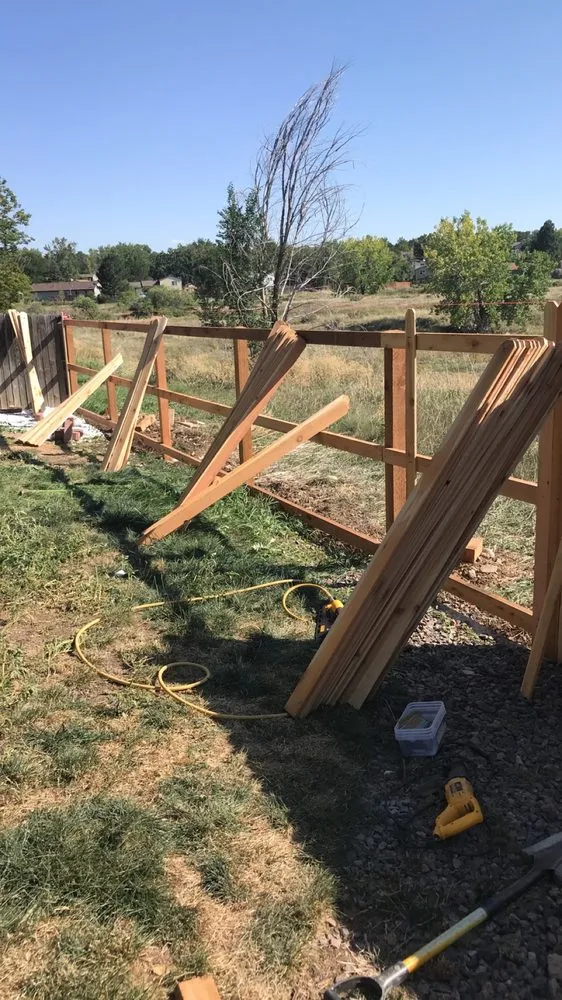 Reliable landscaping services experts serving Aurora, CO - Golding Golding Hardscaping & Landscaping