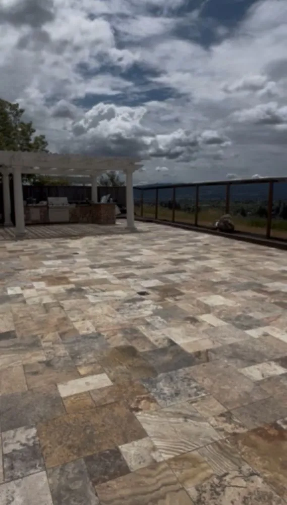 Local lawn mowing service experts serving Vallejo, CA - Goldland Landscaping