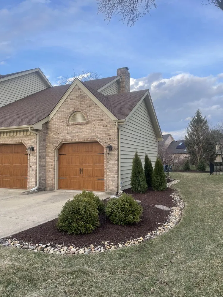 Trusted yard cleanup service experts serving Naperville, IL - GoldLeaf Landscapes