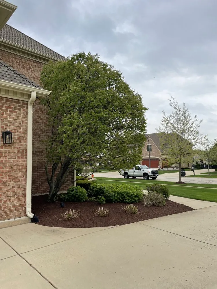 Expert landscape installation experts serving Naperville, IL - GoldLeaf Landscapes