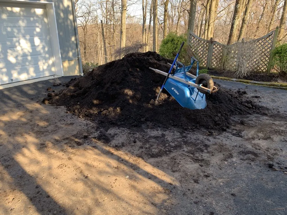 Custom landscape design in Bridgewater Township, NJ by Golds Landscaping & Mulch