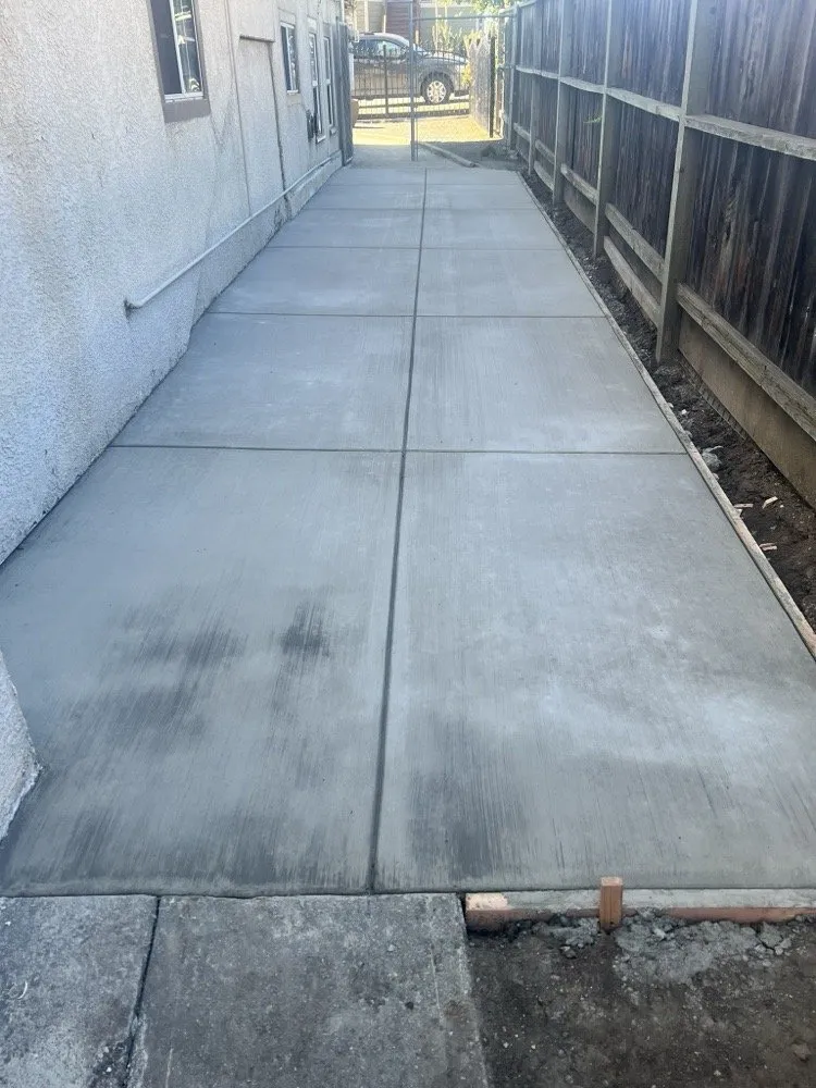 Top-rated garden landscaping in San Leandro, CA by Goldson Landscape & Concrete