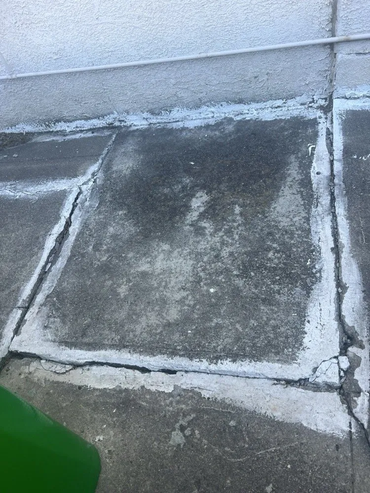 Affordable lawn mowing service experts serving San Leandro, CA - Goldson Landscape & Concrete