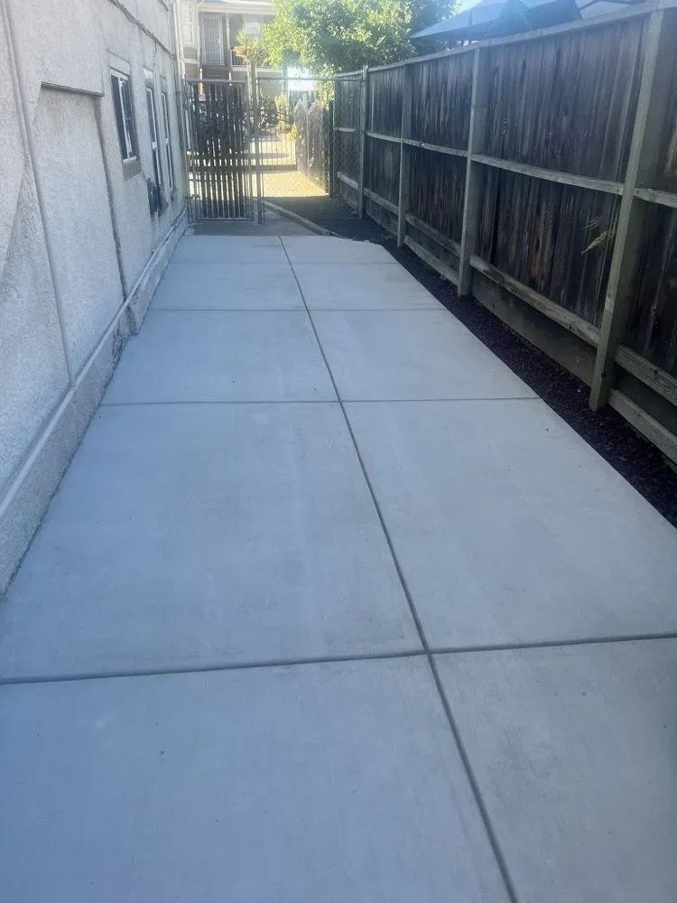 Top-rated residential landscaping in San Leandro, CA by Goldson Landscape & Concrete