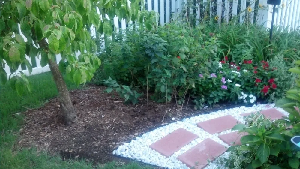 Custom landscape design in Bowie, MD - Goldtree Lawn and Garden