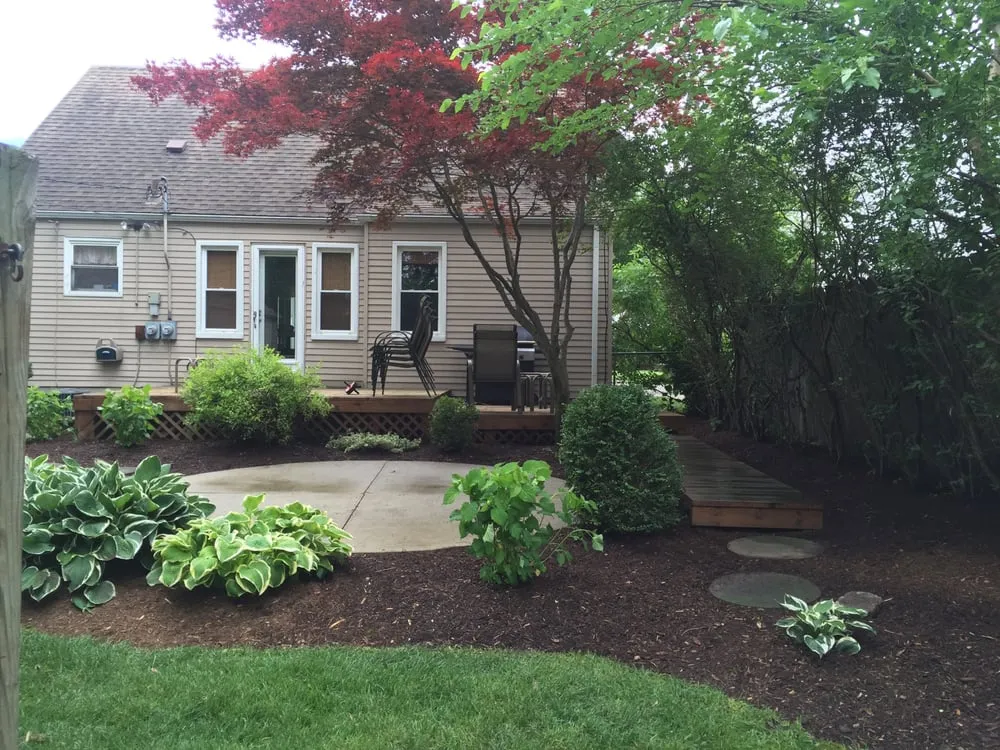 Professional lawn care service experts serving Berkley, MI - Goldy's Landscaping