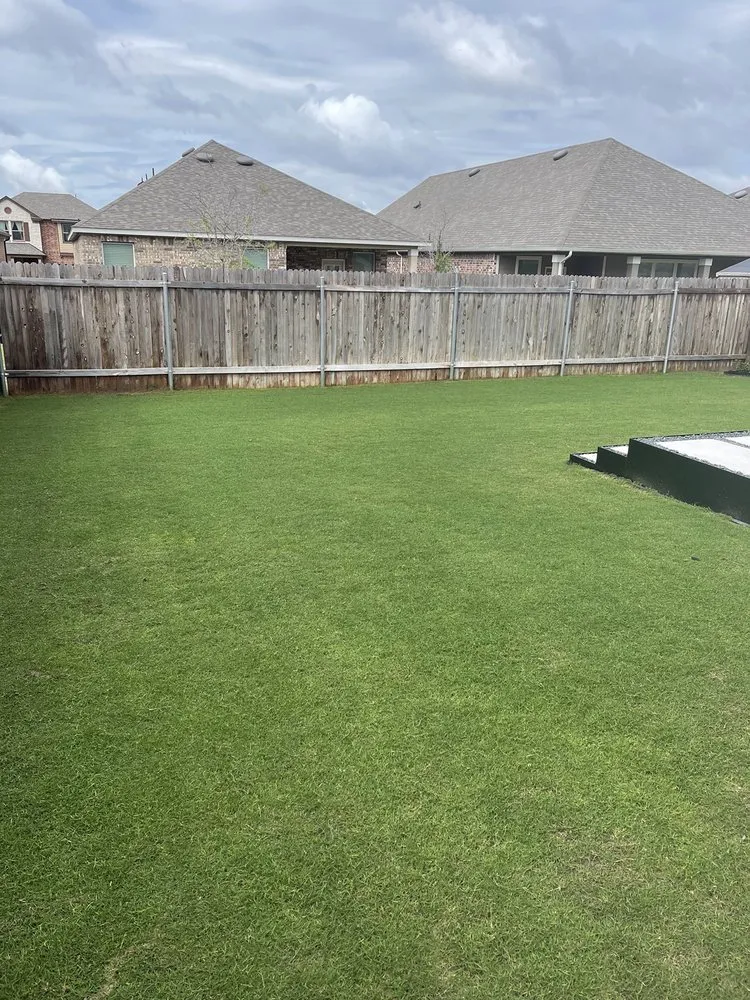 Local outdoor landscaping experts serving Hutto, TX - GolfLawns