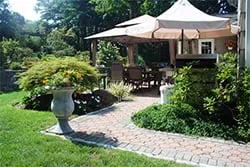 Trusted lawn mowing service for beautiful yards across Buchanan, NY - Gomes Lawn & Masonry