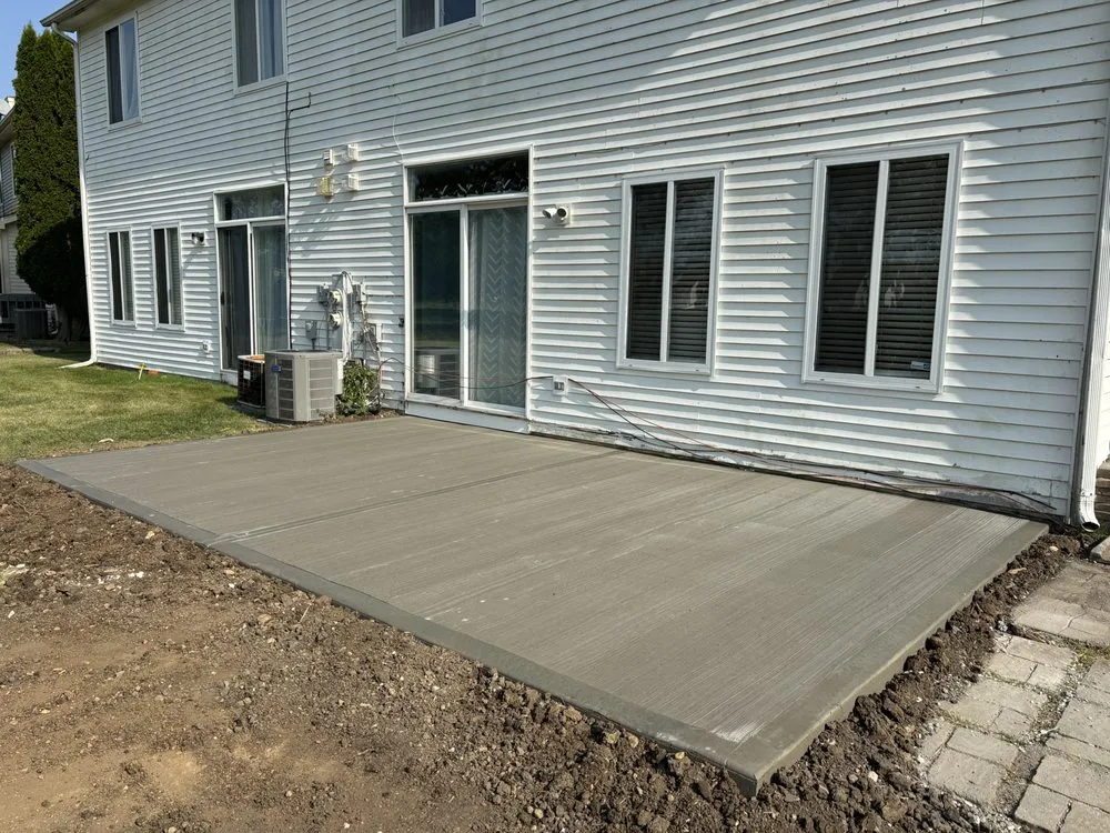 Custom garden landscaping near you across DeKalb, IL - Gomez Ace of Blades